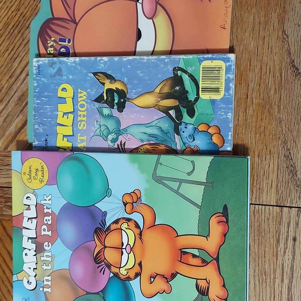 Garfield Golden Book Bundle